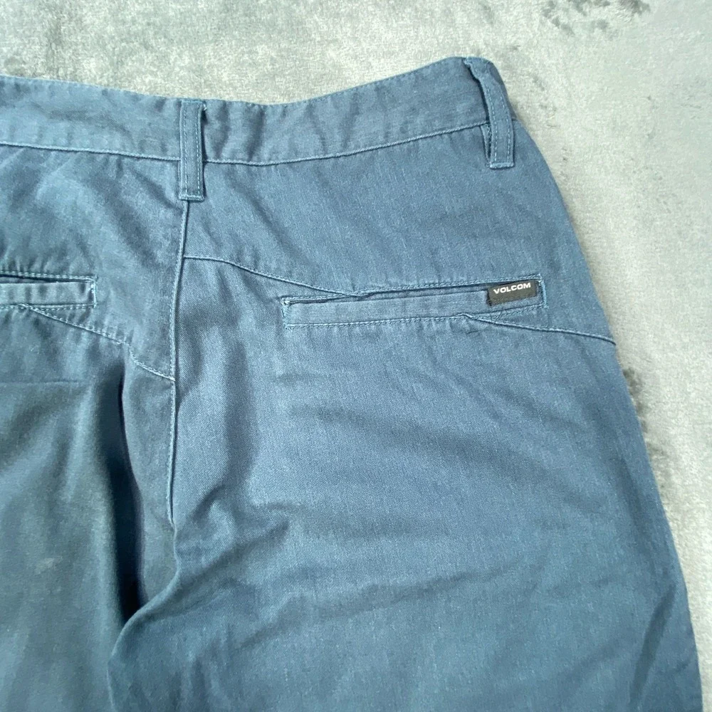 Volcom Hybrid‎ Shorts Blue Mens 28 Chino Streetwear Skater Surf Grunge Baggy